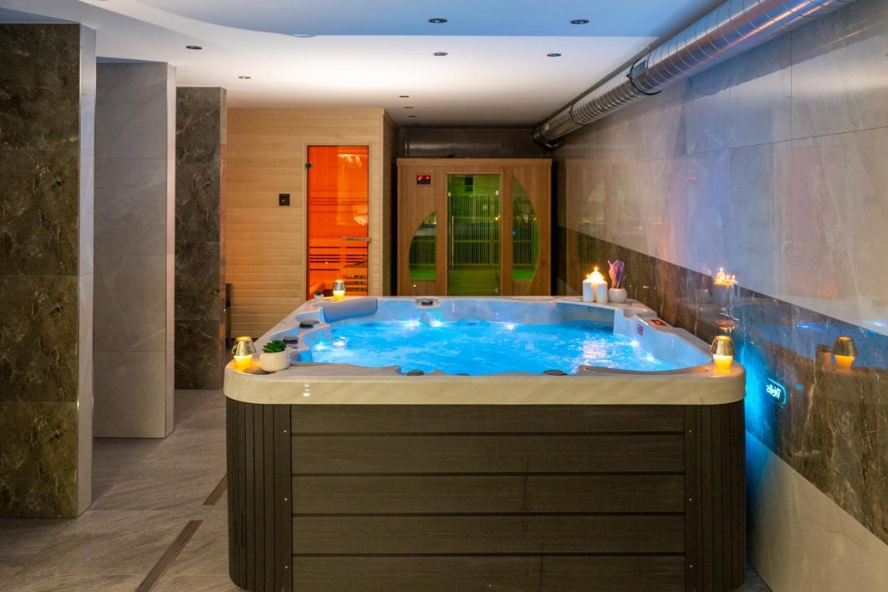 Wellness Hotel Edelweiss Liberec Exteriör bild
